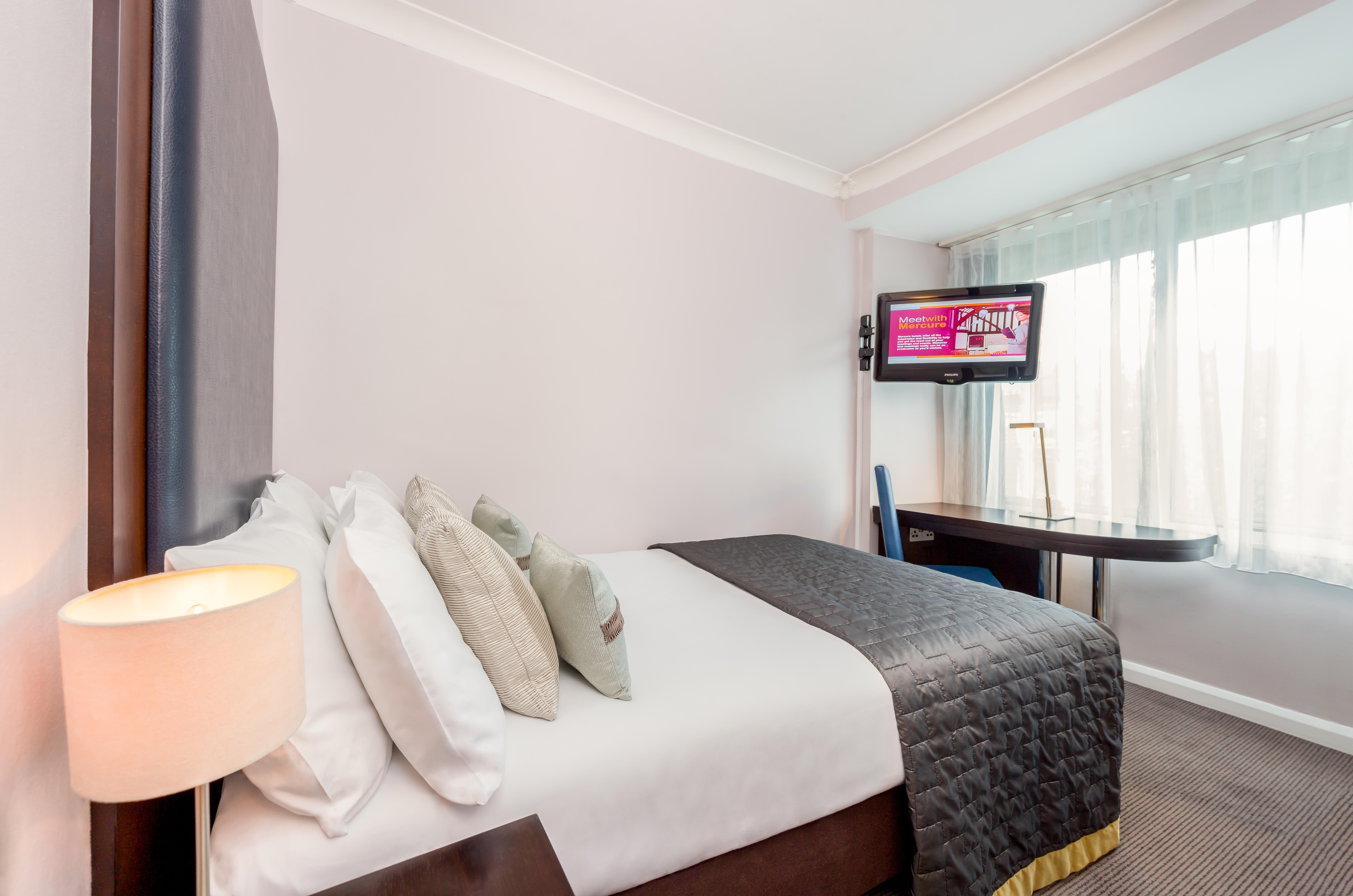 Mercure London Kensington Hotel מראה חיצוני תמונה